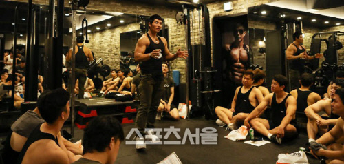 강사로 변신한 로보캅 보디빌더 박성용 경사, 더 탄탄한 경찰들을 만들기 위해서라면~[포토]