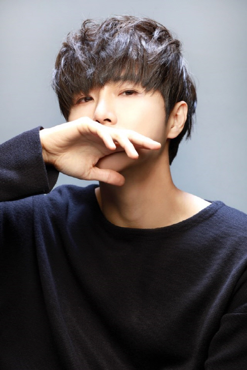 정동하 측 "결혼 4년 만에 득남…산모·아이 모두 건강"