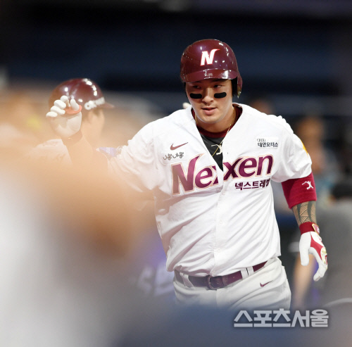 [포토]박병호, 5년 연속 30홈런 달성!
