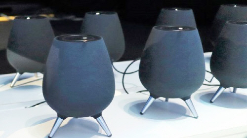 삼성, 항아리 닮은 AI 스피커 '갤럭시홈' 실물 깜짝 공개…11월 정식 공개