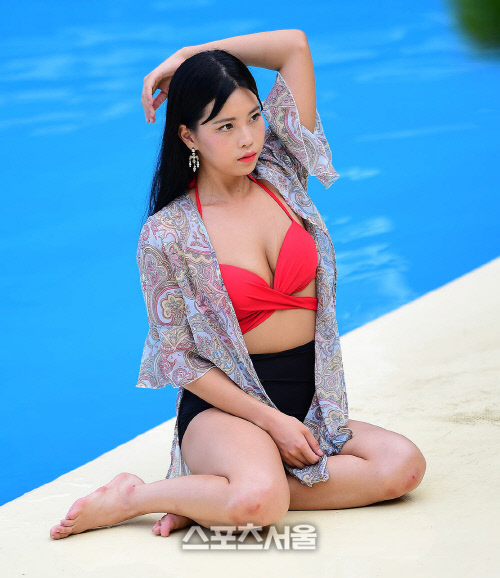 인어공주로 변신한 비키니 코리아 베스트 페이스 이예진, 전생에 인어였어요~[포토]