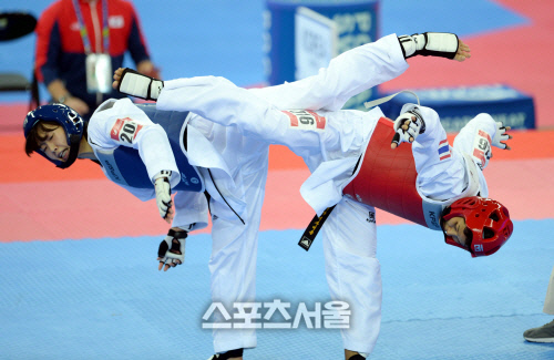 [자카르타AG]이아름, 중국 뤄쭝스에 극적인 패배로 은메달…2연패 실패