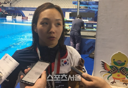[자카르타AG]은메달 김서영 "전략 좋았다…혼영 200m 더 잘하겠다"