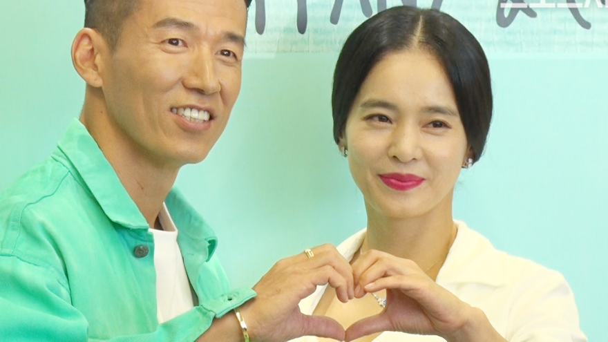 [SS쇼캠] 션-정혜영, 언제나 사랑 넘치는 '기부천사 부부' ('티파니' 포토월)