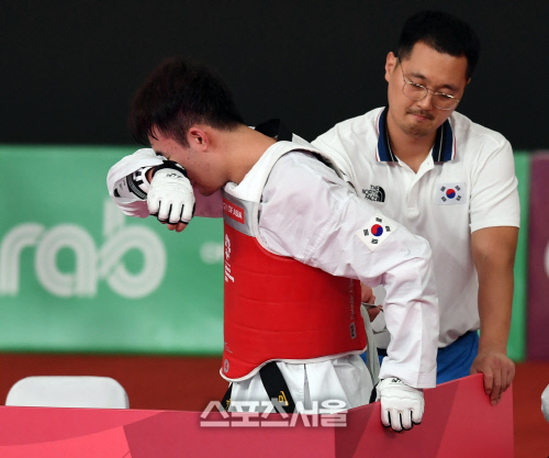 [자카르타AG]역전의 사나이 이화준, 남자80㎏급서 아쉬운 패배로 은메달