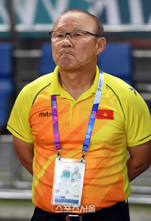 [포토] 베트남 박항서 감독, 4강에서 한국과 대결 성사될까?