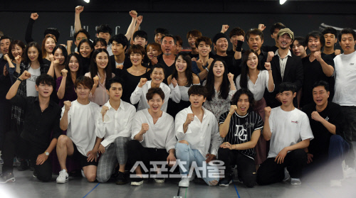 [포토]아이언마스크, 연습 공개후 인증샷!