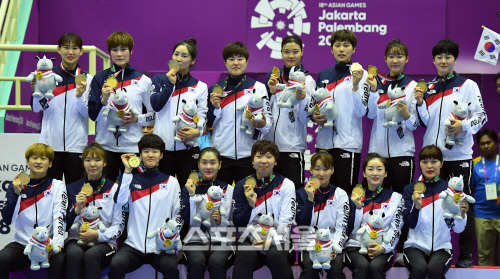 [포토] '아시아에 적수는 없다' 여자핸드볼, 또 AG 금메달