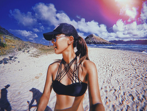 비키니로 글래머러스 몸매 뽐낸 골프 스타 미셸 위 