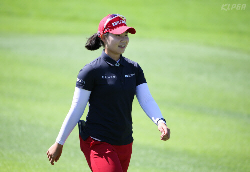 '여고생' 임희정, 아시안게임 은메달 한풀이? 한화클래식 이틀연속 맹타