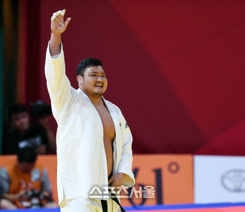 [포토] 유도 100kg 이상급 김성민, 금메달 차지