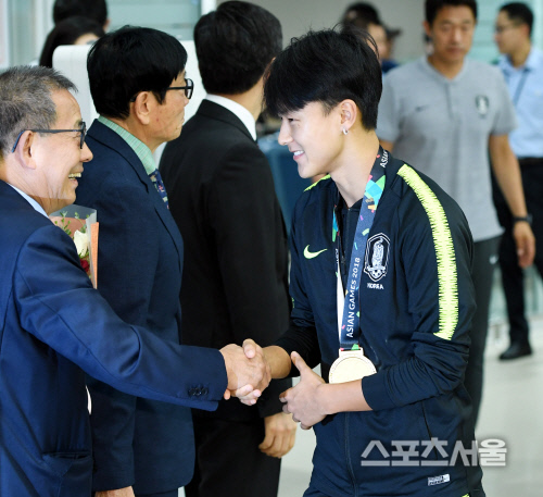 [포토] 이승우, 번쩍이는 금메달과 함께~!