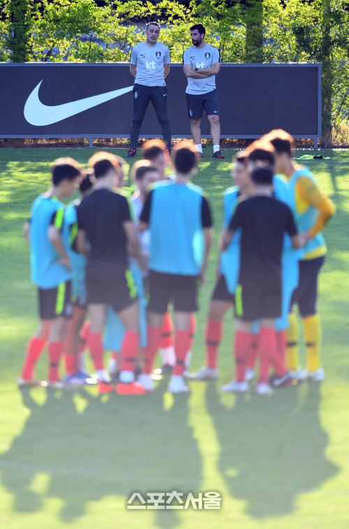 [포토]평가전 앞둔 벤투호의 고민은?