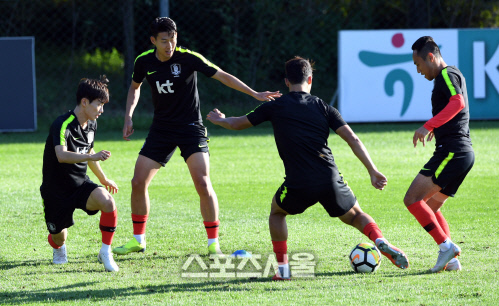 [포토]평가전 앞둔 벤투호, 분위기는 고조!