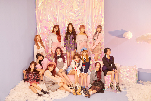 [경마단신]코리아컵 기념 무료입장, 걸그룹 '우주소녀' 축하공연 外