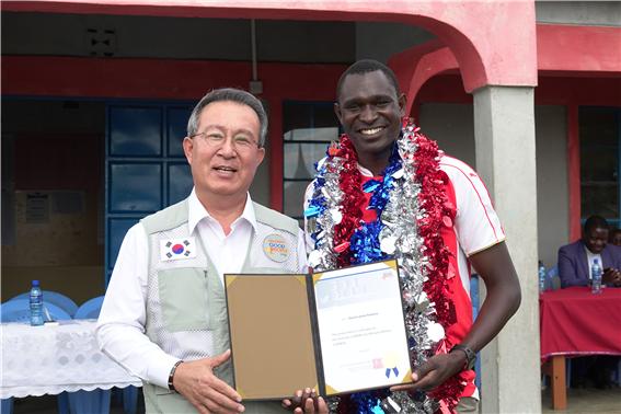 케냐 금메달리스트 데이빗 루디샤, 굿피플 이마니 육상 센터 회장 위촉