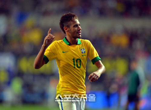 네이마르 새 캡틴…브라질, 미국과 평가전서 2-0 완승