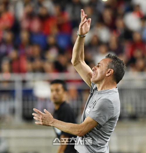 [포토] 벤투 감독, 질 수 없어~!