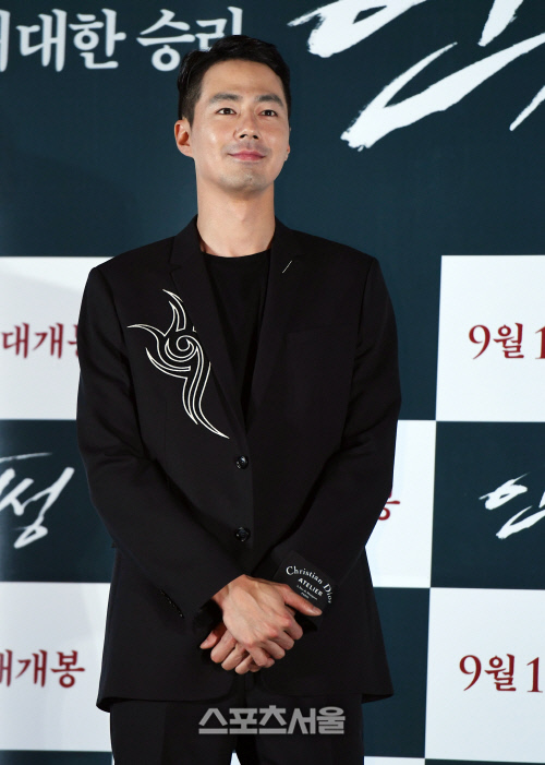 [포토] 조인성, 훈남 성주