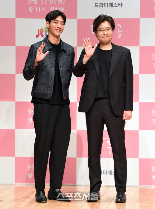 [포토]\'탁구공\' 유재명과 지수...남남케미는?