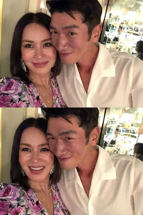 엄정화, 김남진 근황 깜짝 공개 "변함없는 멋진 동생" [★SNS]