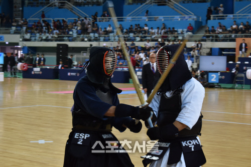 검도, 올림픽 원한다면서 판정 논란 또…"부끄러운 줄 알아야지"