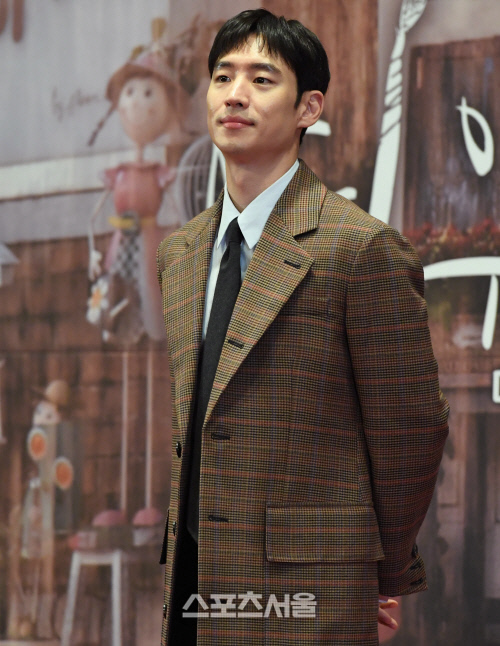 [포토] 이제훈, 인천공항 사람들입니다~!