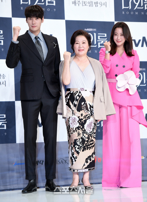 나인룸! 60대 사형수와 30대 변호사의 인생 체인지[포토]