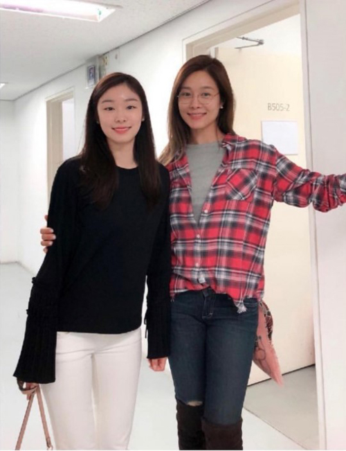 옥주현, 김연아와 투샷 공개 "사진 가득 채운 美모" [★SNS]