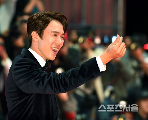 [포토] 유연석, 손하트도 화끈하게~!