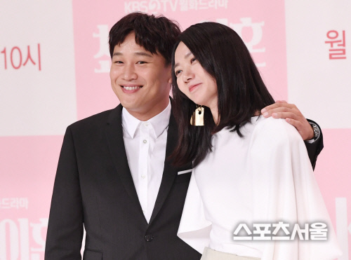 [포토] 차태현-배두나, 실제로는...사이 좋아요~