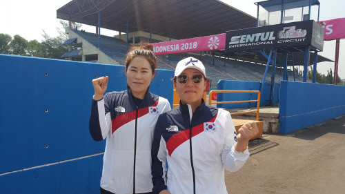 "메달 바라지 않았는데…" 텐덤사이클 김지연 장애인AG 첫 금메달