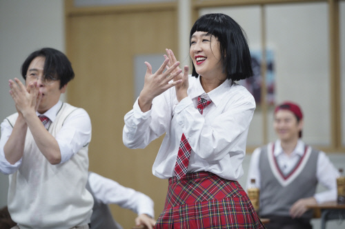 '아는형님' 홍진경 "좌우명 '서장훈처럼 웃겨라'"