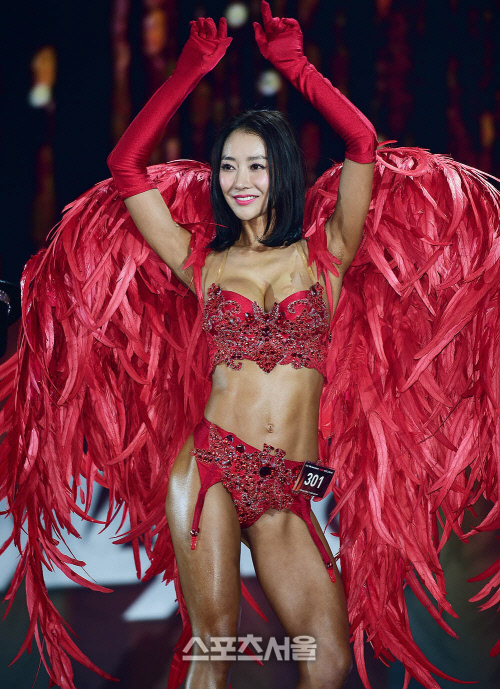 미스코리아 출신 홍다현, 머슬마니아에서 2등한 비키니여신이기도 합니다[포토]