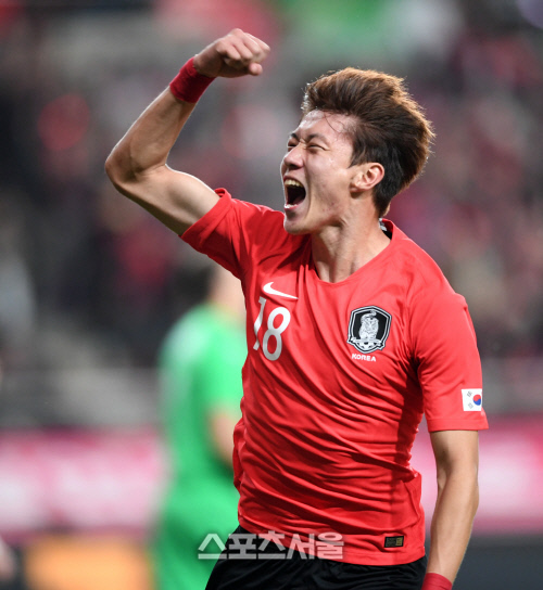 우루과이전 첫 골의 주인공, 황의조!  [포토]