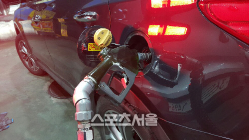 휘발유 가격, 연중 최고치 또 경신…'한주 만에 15.4원 급등'