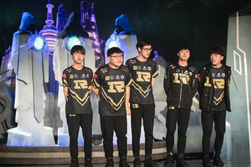 30330776857_ec43a839d2_k