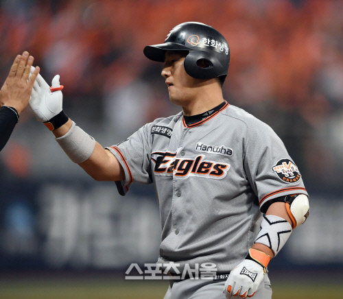 최재훈, 한 점 더 달아나는 적시타의 주인공! [포토]