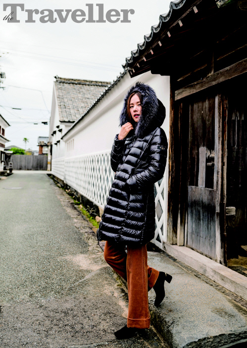 조윤희, 일본에서 그림 같은 화보 완성…여전히 청초한 매력