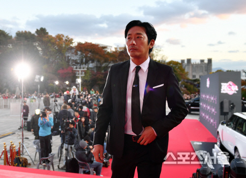 더서울어워즈 레드카펫 하정우[포토]