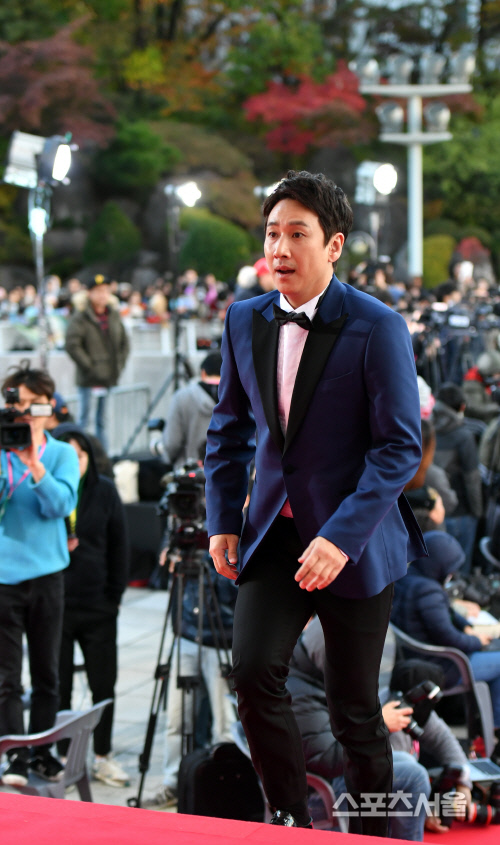 "국민아저씨" 이선균[포토]