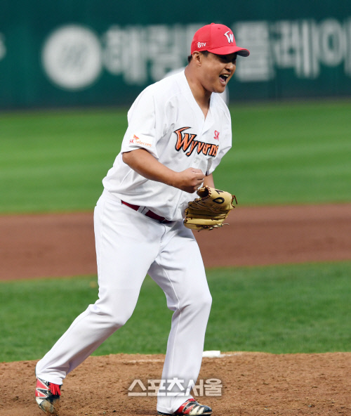 정영일...7회 무실점으로 마침표! [포토]