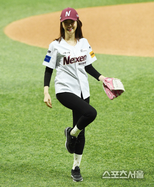 [포토] \'프로듀스 48\' 이가은, 시구 괜찮았나요?