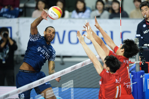 우리카드 아가메즈