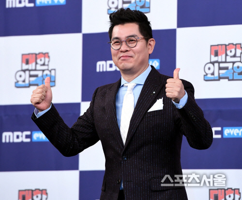 [포토] 김용만, 훈훈한 미소~!