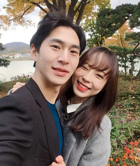 '먹방 BJ' 밴쯔, 여자친구 공개+결혼 발표 "내년 초 웨딩마치"