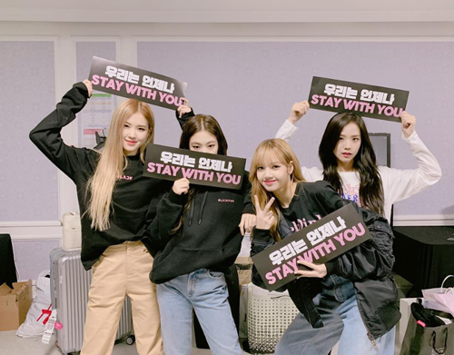 블랙핑크 지수X로제, 첫 서울 콘서트 소감 "행복했던 순간들" 