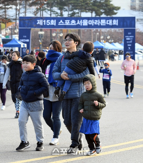 제15회 스포츠서울 마라톤대회, 온 가족이 함께!  [포토]