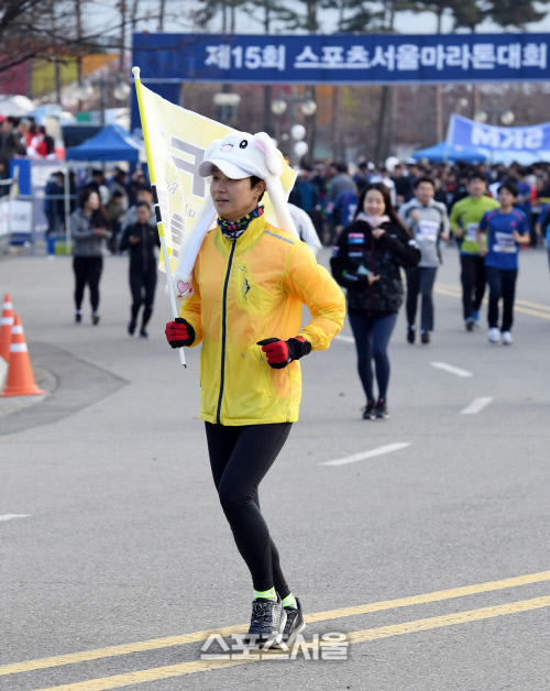 제15회 스포츠서울 마라톤대회, 귀여운 모자를 쓰고!  [포토]