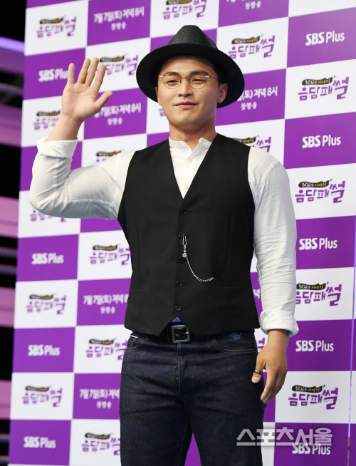마이크로닷 측 "부모님 관련 루머, 사실무근…법적대응 할 것"